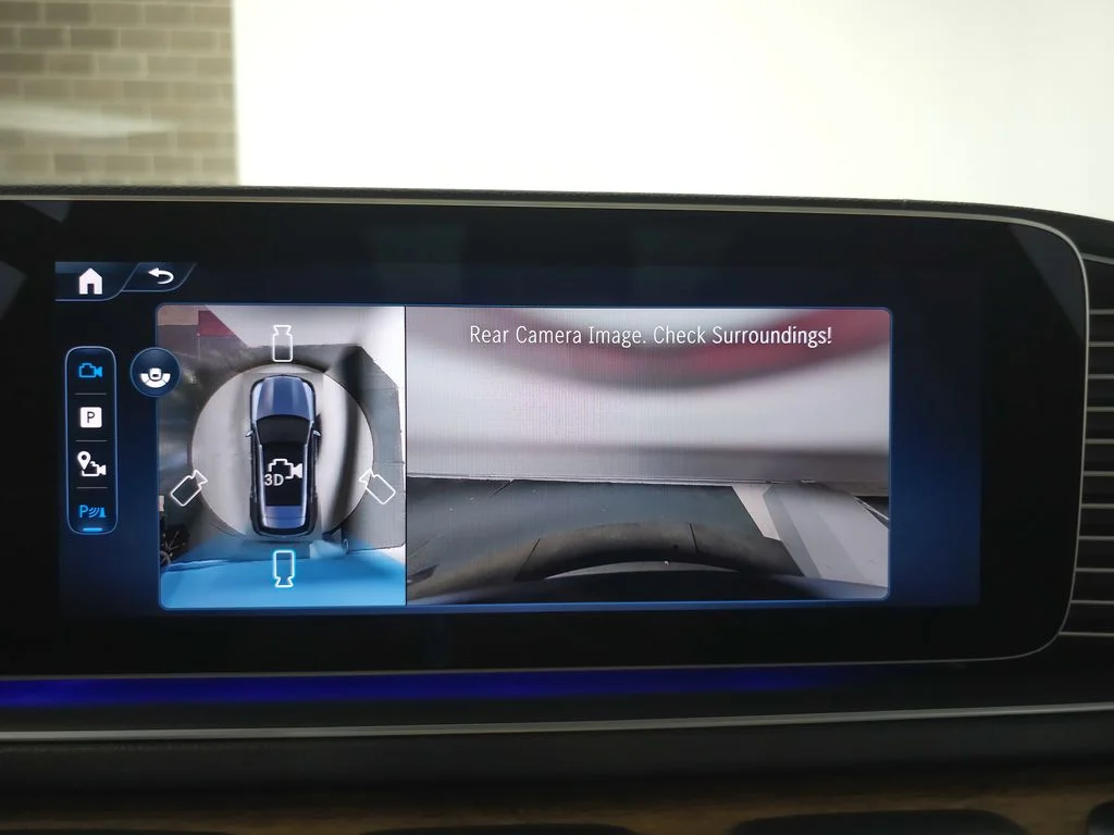 Used 2025 Twilight Blue Metallic Mercedes-Benz GLE 450e image 22