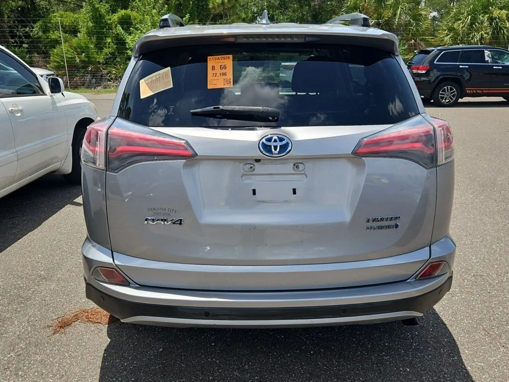 Used 2017 Silver Toyota Limited image 10