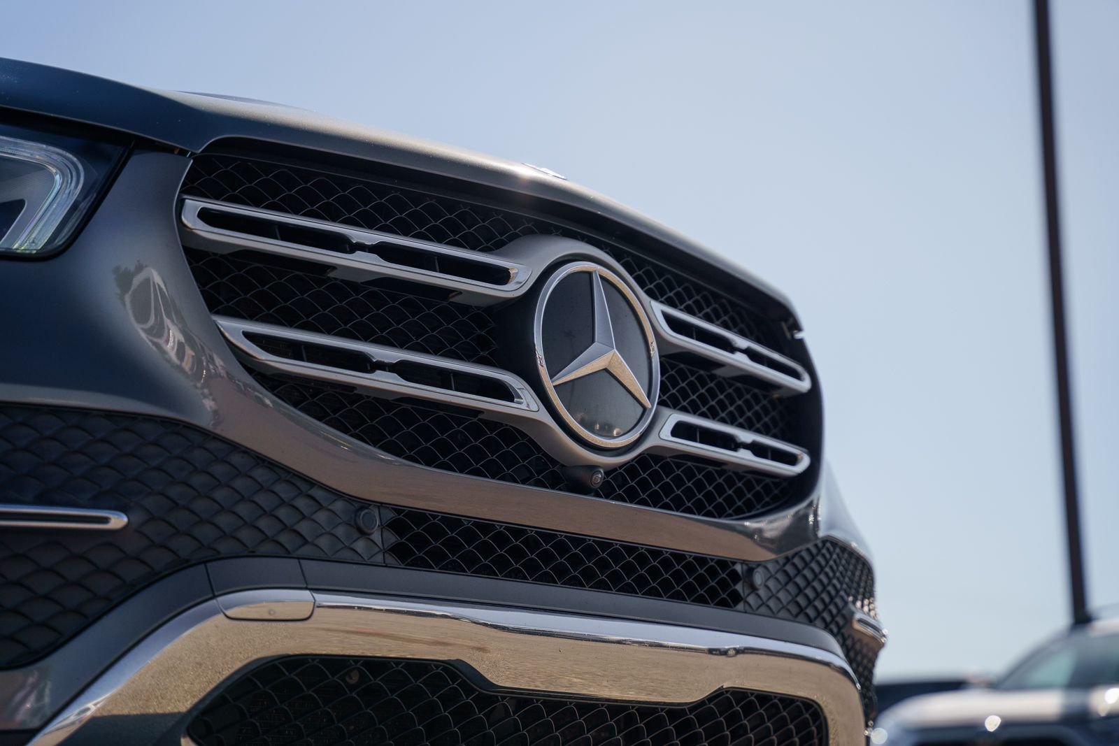 Certified Used 2020  Mercedes-Benz GLE 350 image 12