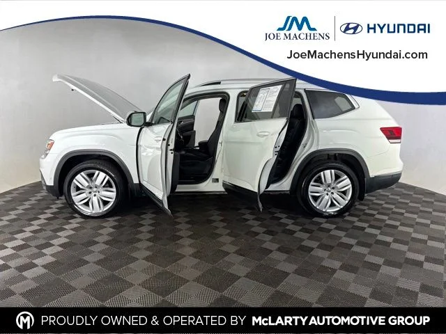 Used 2019 White Volkswagen SEL Premium image 9