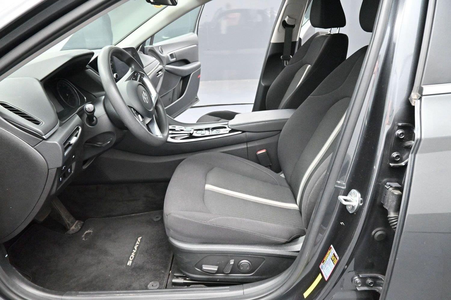 Used 2022 Portofino Gray Hyundai SEL image 12