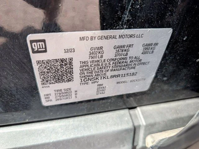 Used 2024 Black Chevrolet High Country image 31