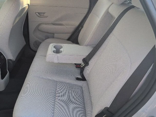 Used 2025 Gray Hyundai SEL image 17