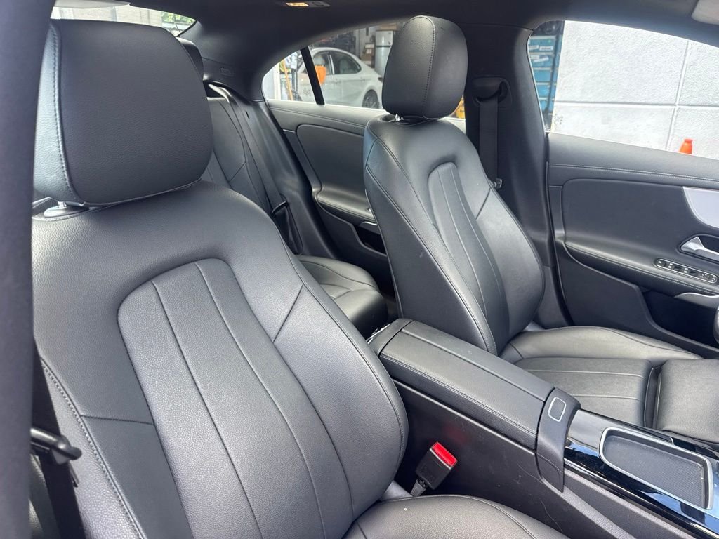 Used 2025  Mercedes-Benz CLA 250 image 16
