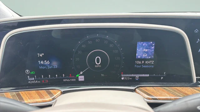 2021 Cadillac Escalade ESV Sport Platinum - Photo 10