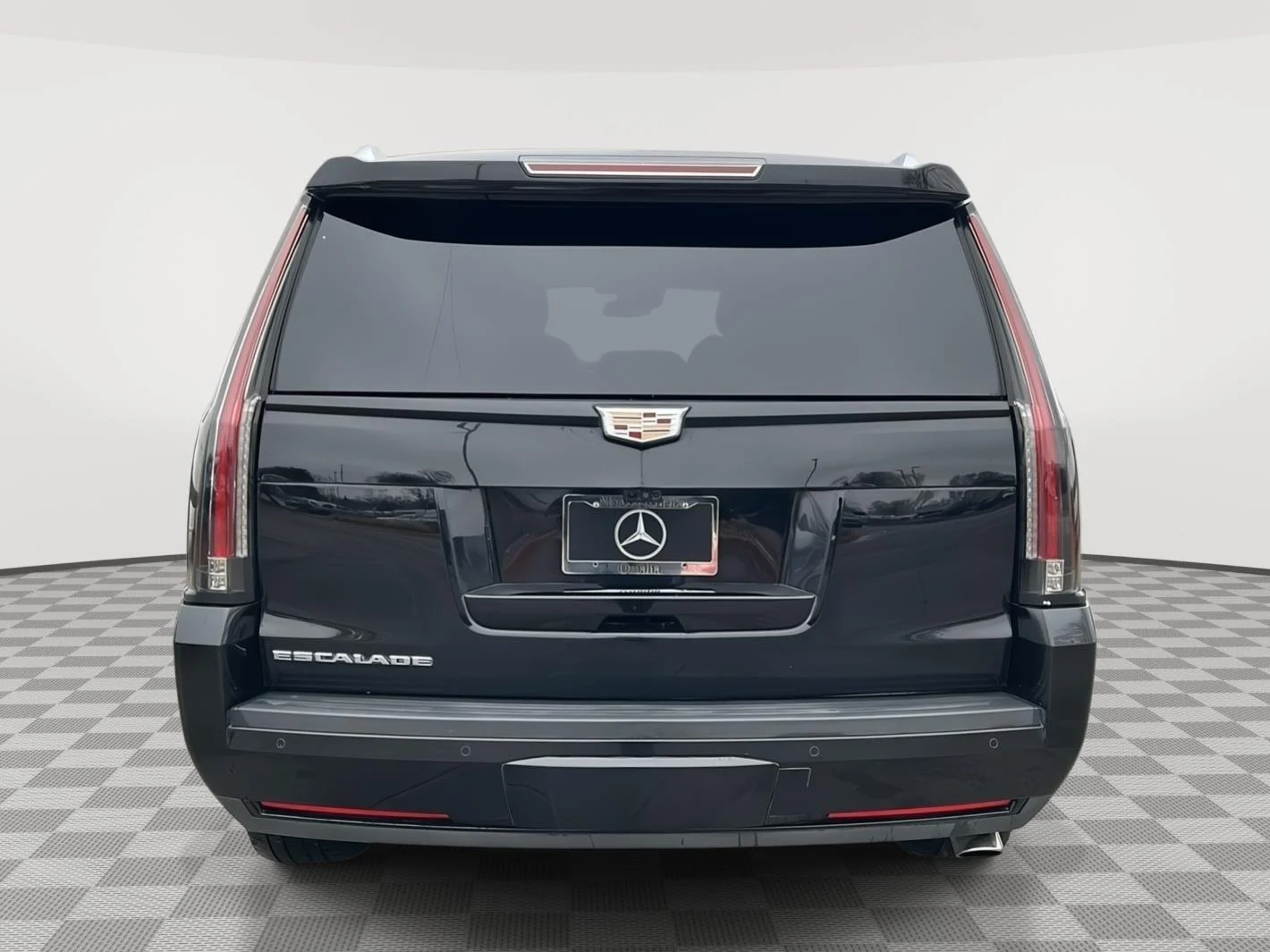 Used 2020 Black Raven Cadillac Premium Luxury image 4