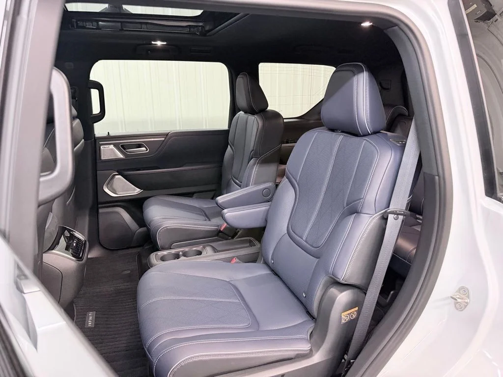 New 2026 White INFINITI SPORT image 37