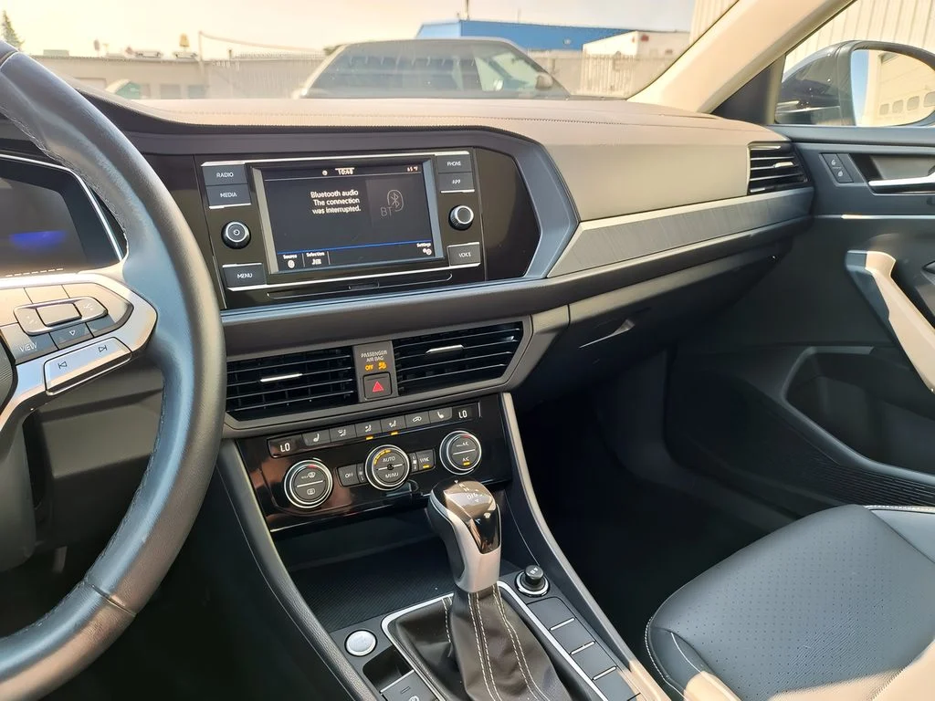 2024 Volkswagen Jetta SE - Photo 17