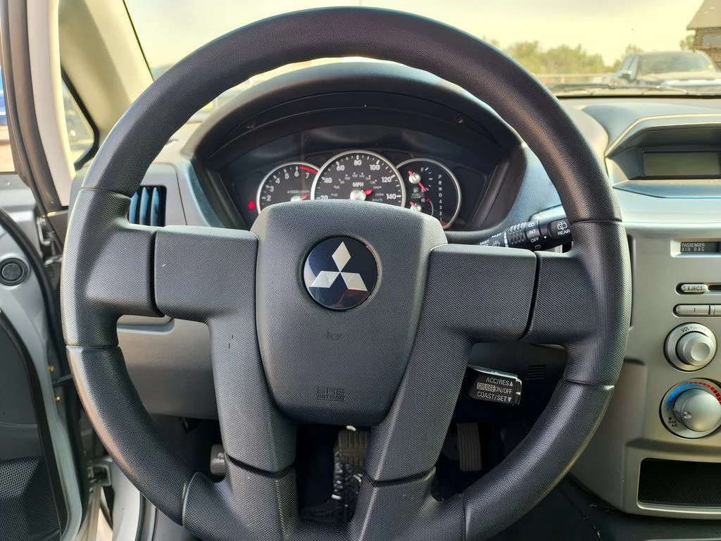 2005 Mitsubishi Endeavor LS - Photo 15