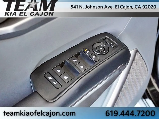 Used 2024 Black Kia Light Long Range image 25