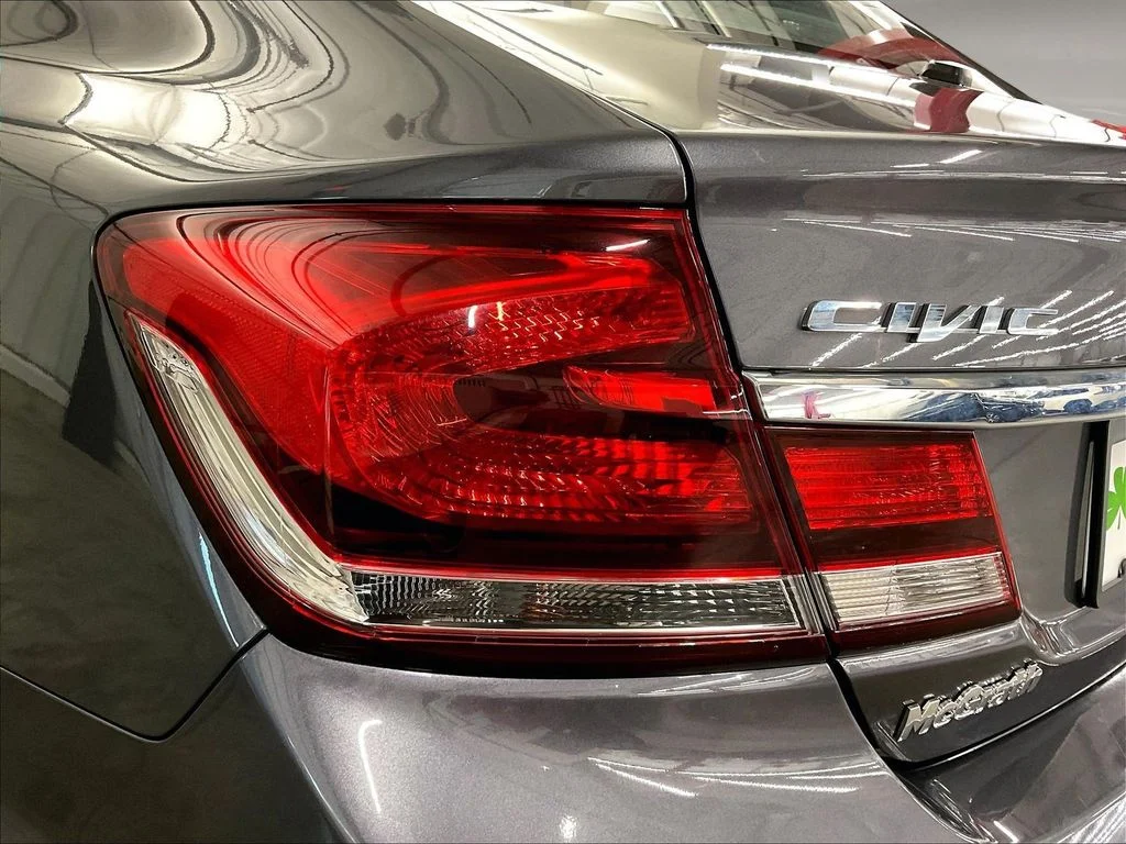 Used 2015 Gray Honda EX-L image 34