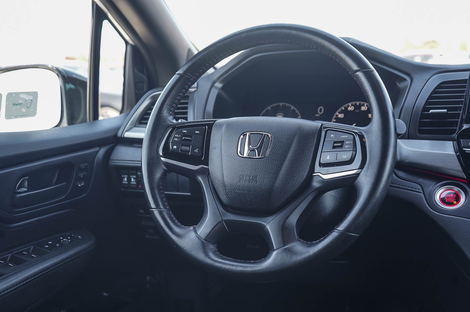 Used 2025 Platinum White Pearl Honda Sport-L image 16