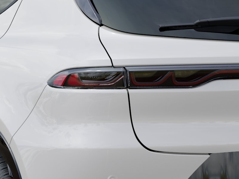 New 2026 Milano White Exterior Paint Alfa Romeo Base image 5