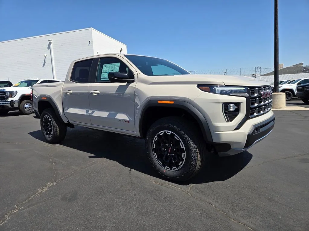 2026 GMC Canyon 4WD AT4 Crew Cab Short Box's photo