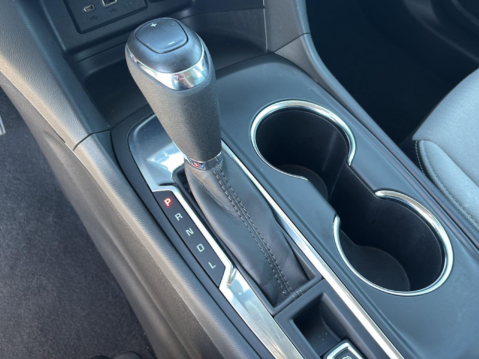 Used 2021 Summit White Chevrolet LS image 26