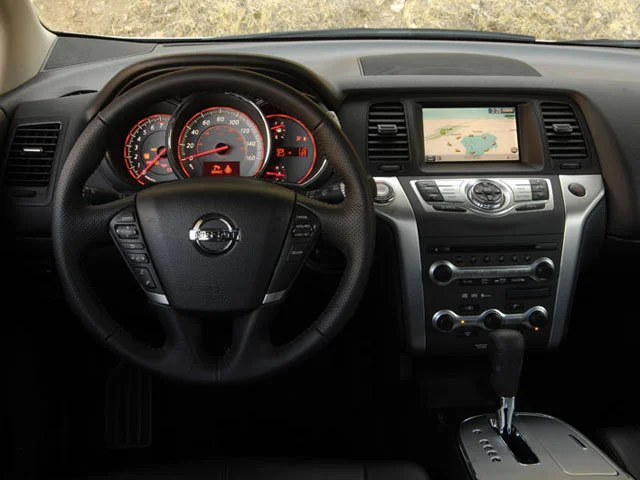 Used 2009 Saharan Stone Nissan S image 4