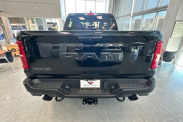 New 2026 Diamond Black Crystal Pearl-Coat Exterior Paint RAM RHO image 4
