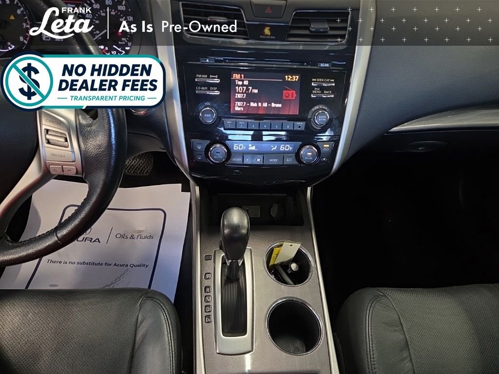 Used 2013 Pearl White Metallic Nissan  image 11