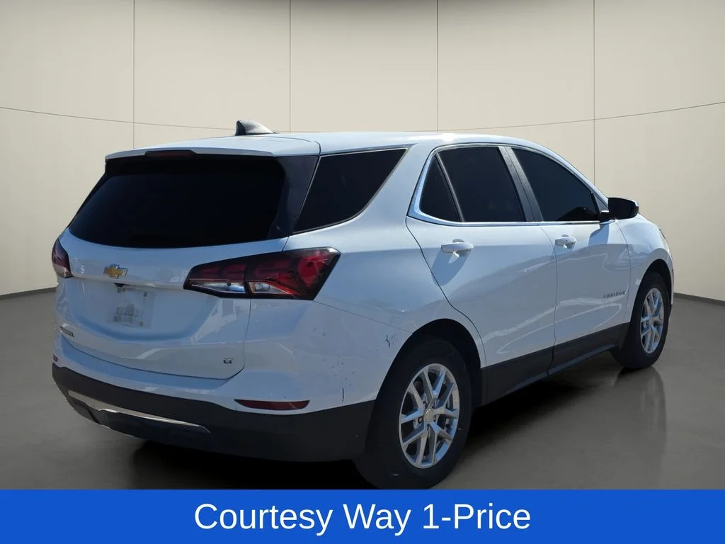 Used 2023 White Chevrolet LT image 9
