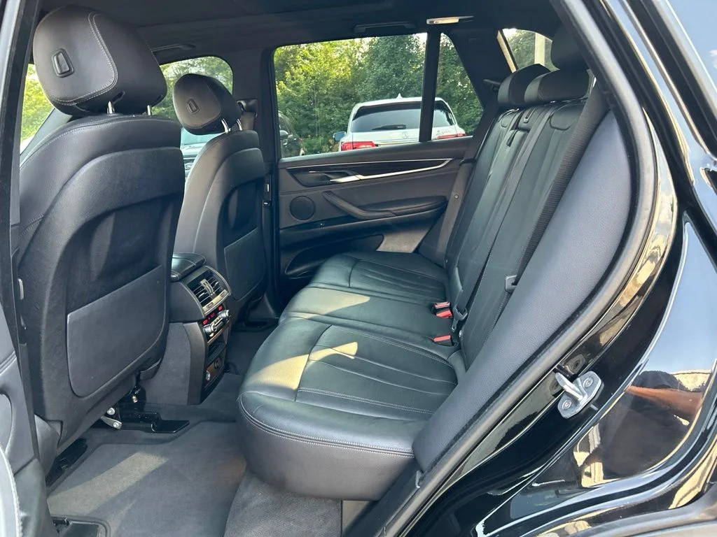 Used 2018 Jet Black BMW xDrive35i image 22