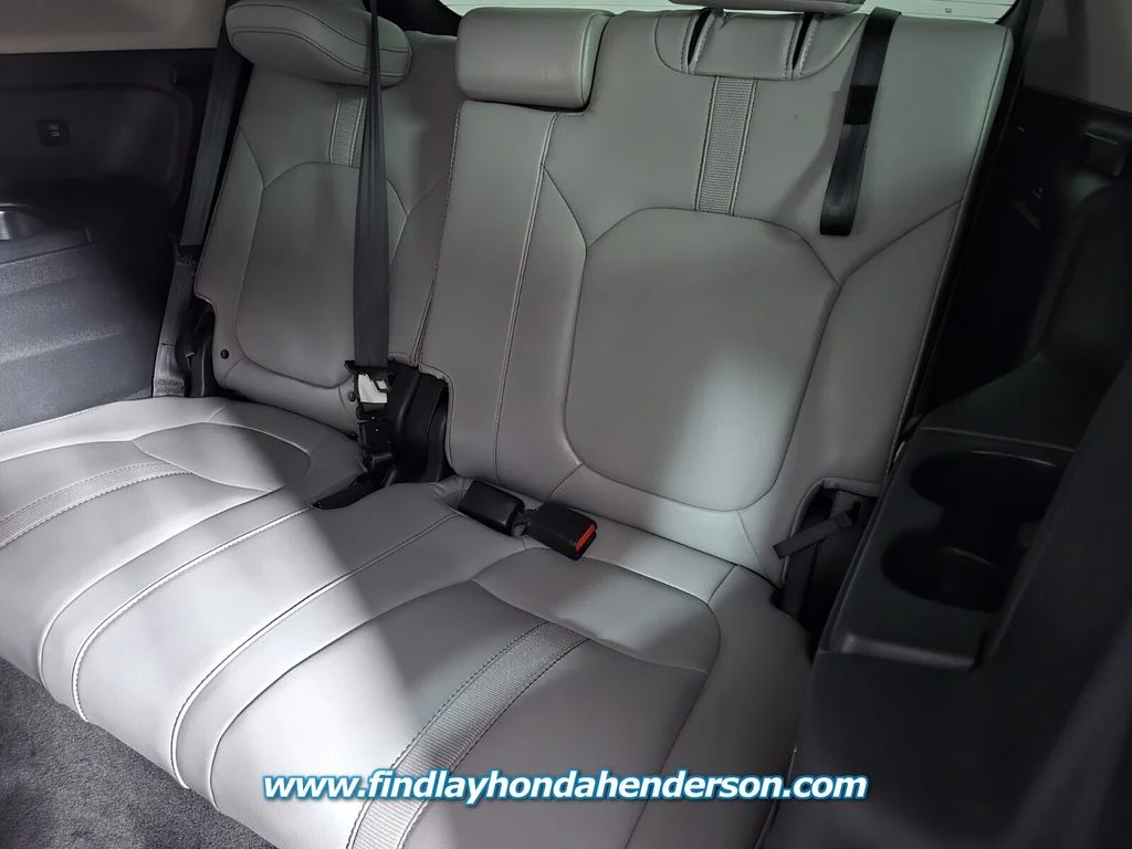 2025 Honda Pilot Touring - Photo 17