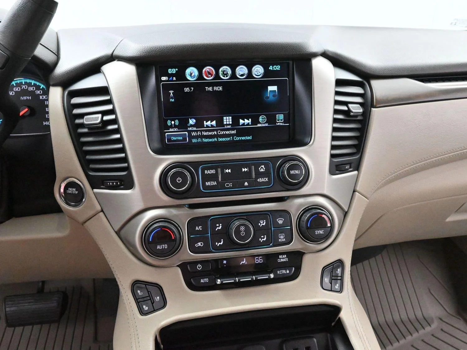 Used 2020 Carbon Black Metallic GMC Denali image 26