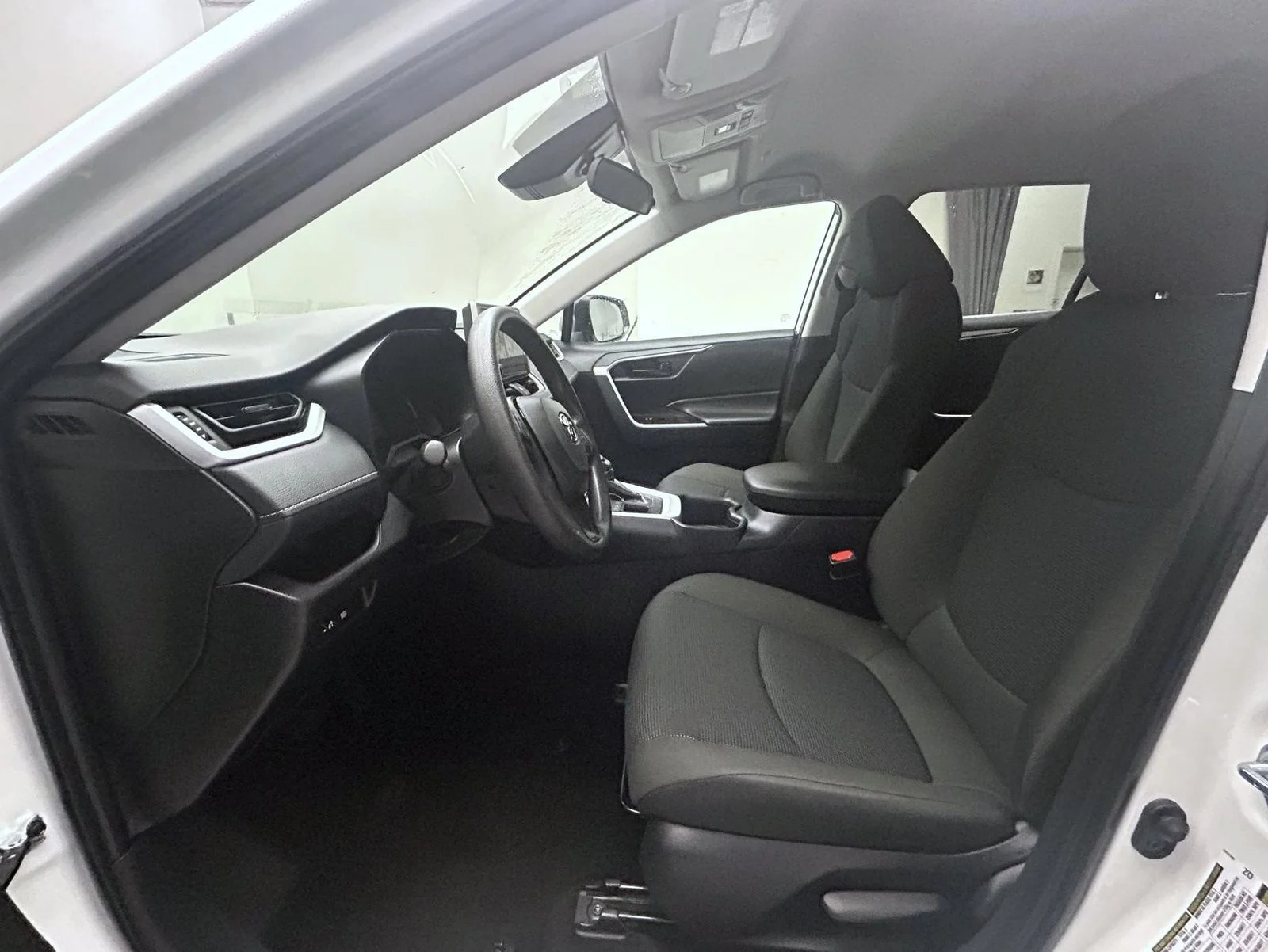 Used 2025 White Toyota LE image 10