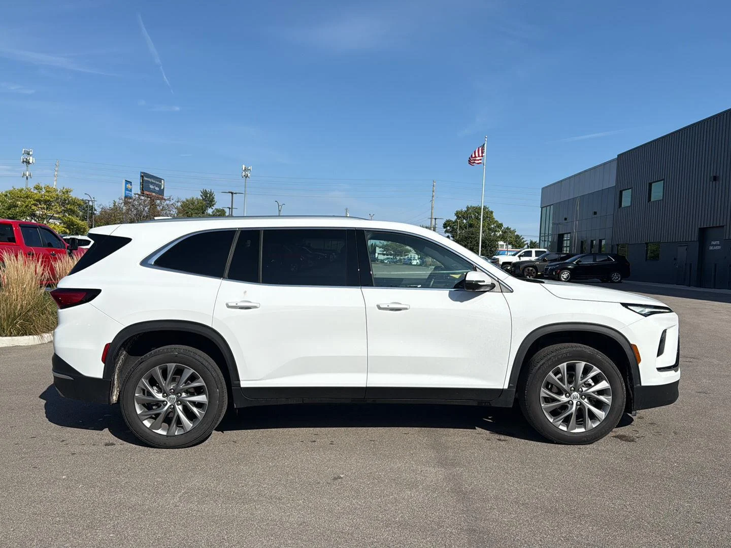 Used 2026 Summit White Buick Preferred image 2