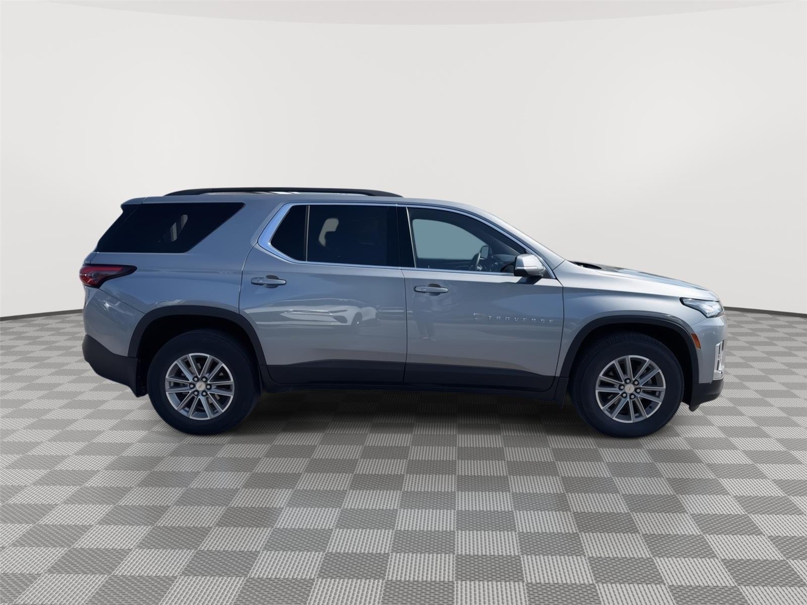 Used 2023 Sterling Gray Metallic Chevrolet LT Cloth image 4