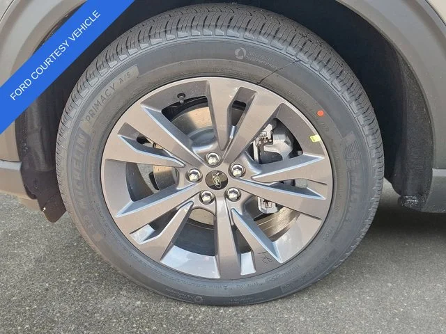 Used 2026 Carbonized Gray Metallic Ford Active image 6