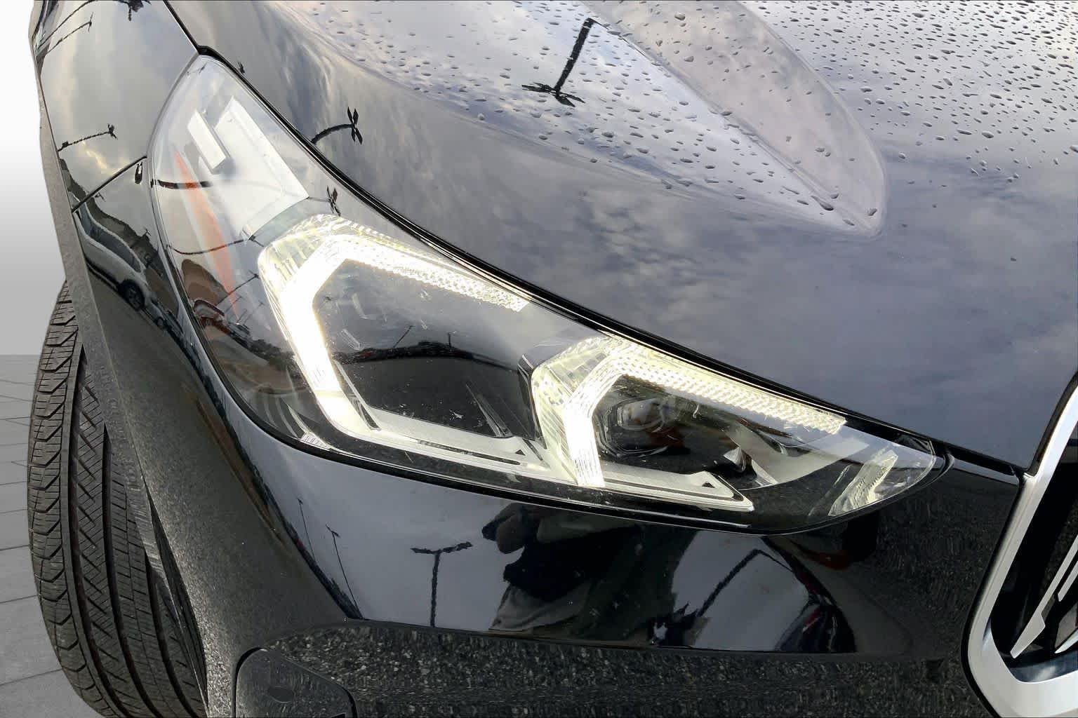 Used 2025 Black Sapphire Metallic BMW xDrive28i image 26