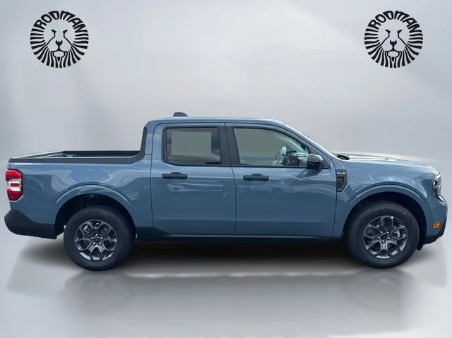New 2026 Azure Gray Metallic Tri-Coat Ford XLT image 5