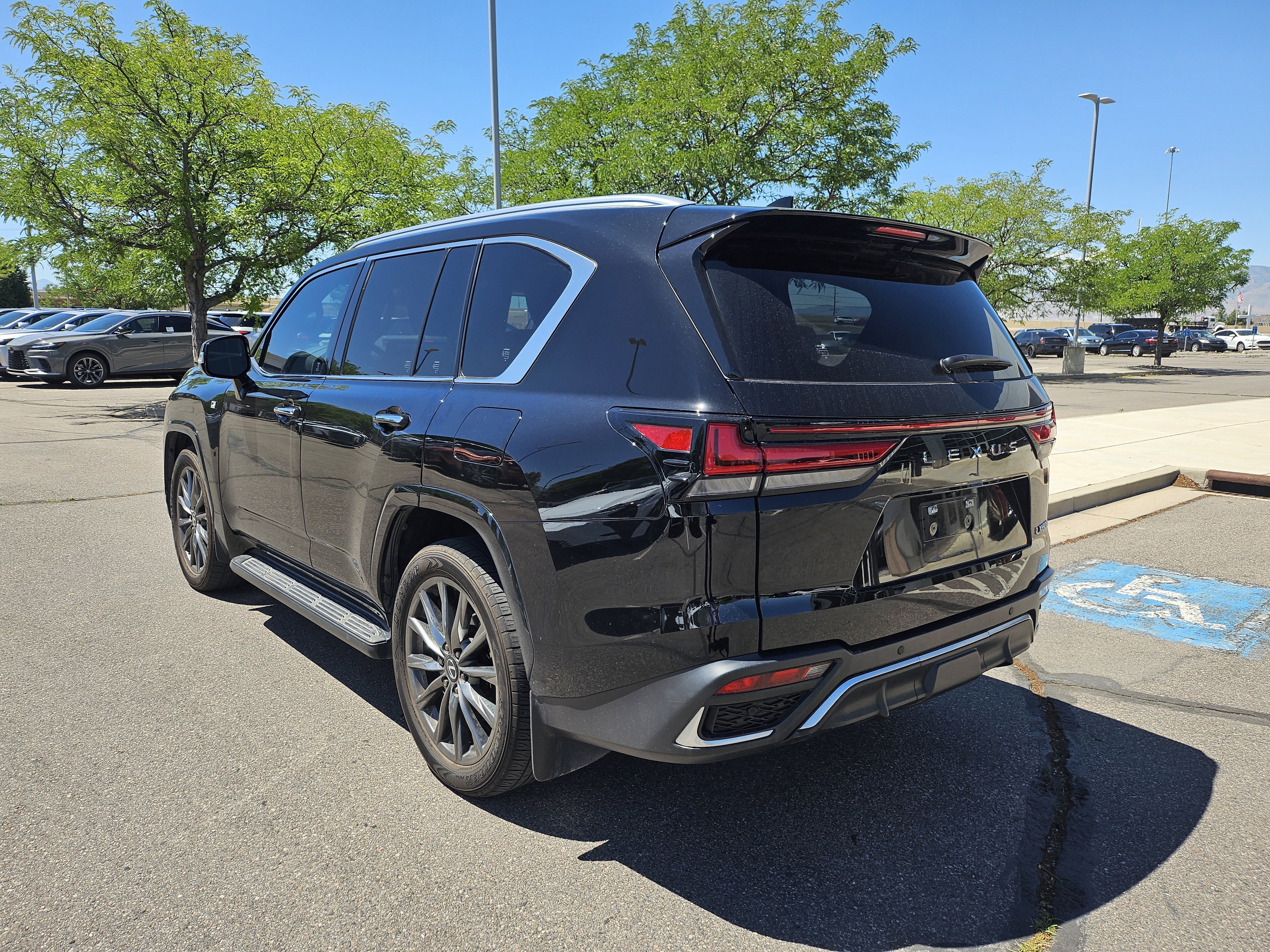 Used 2024 Black Lexus 600 F SPORT image 8