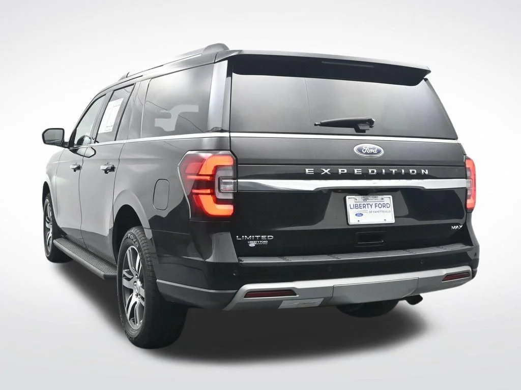 Used 2024 Jewel Red Metallic Ford Limited image 9