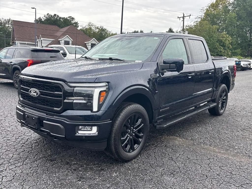 Used 2024 Black Ford Lariat image 3