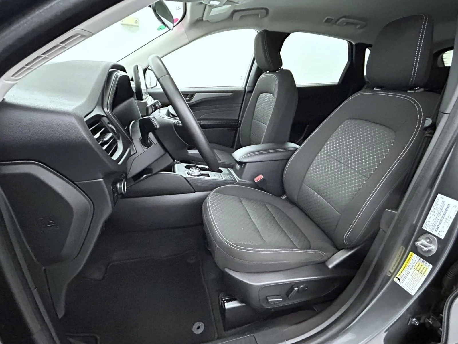 Used 2023 Gray Ford Active image 10