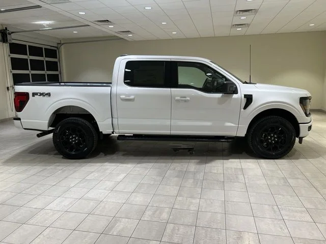 New 2026 White Ford XLT image 6