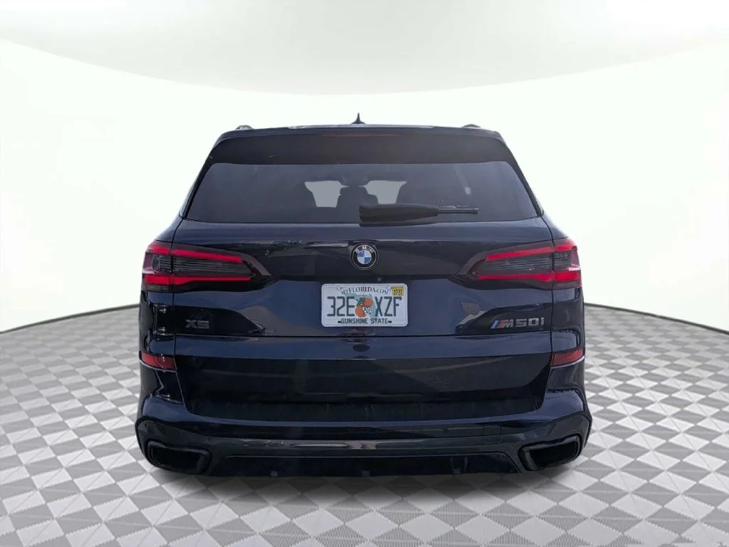 Used 2021 Blue BMW M50i image 4