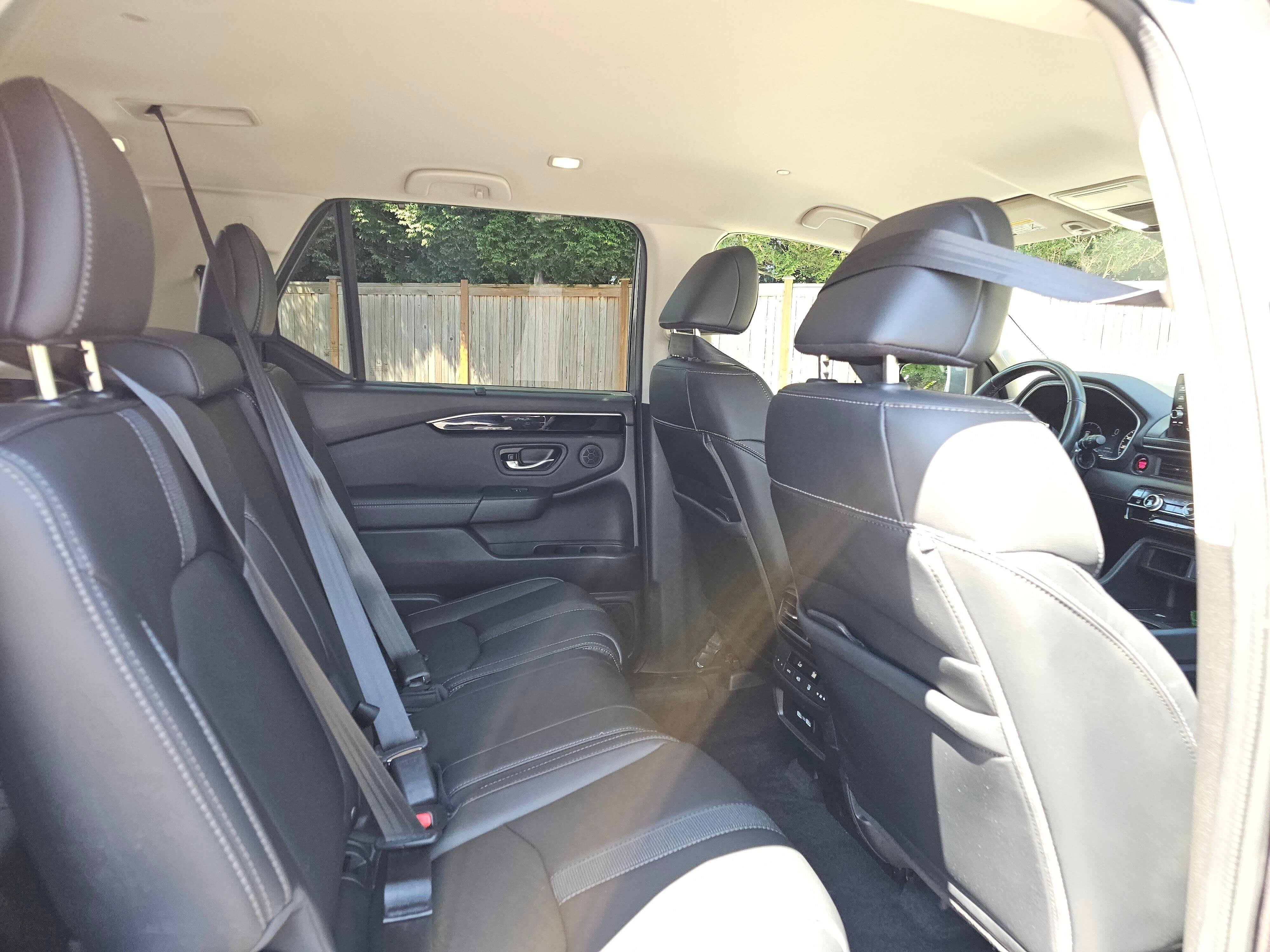 Certified Used 2023 Modern Steel Metallic Honda AWD EX-L image 13