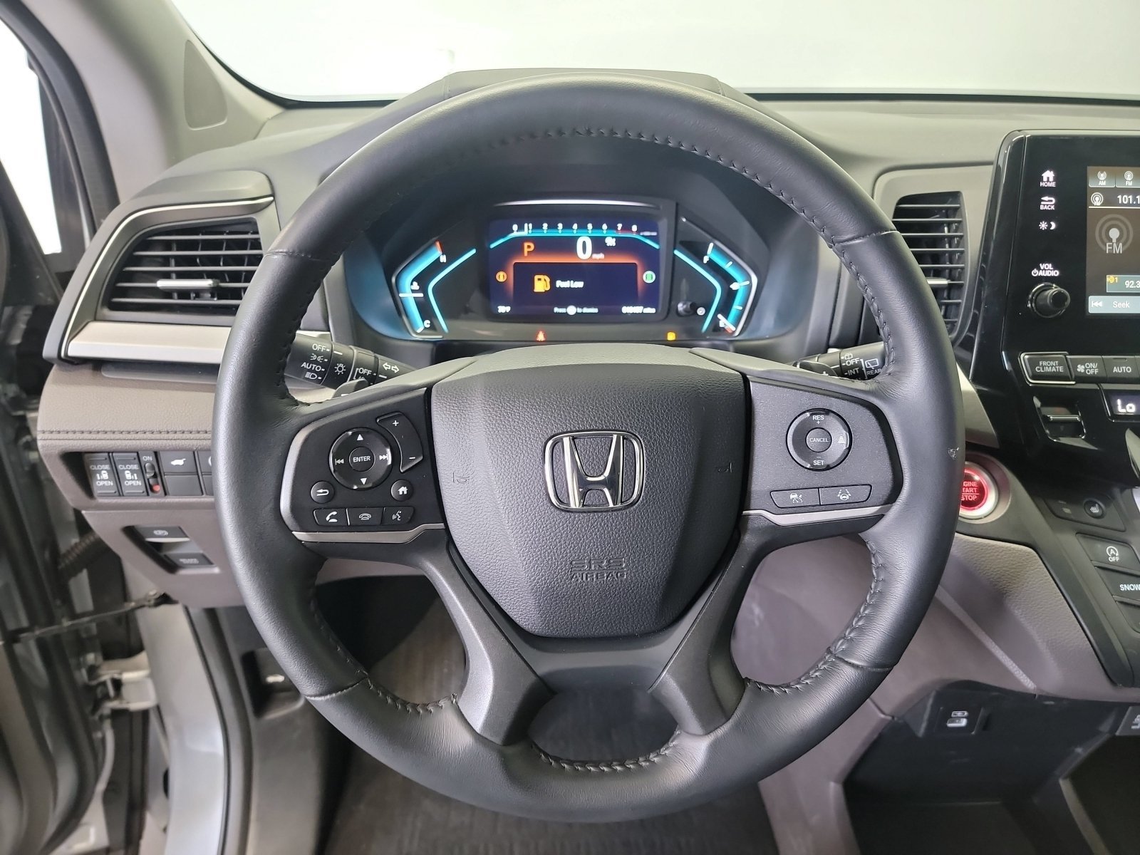 2024 Honda Odyssey EX-L - Photo 17