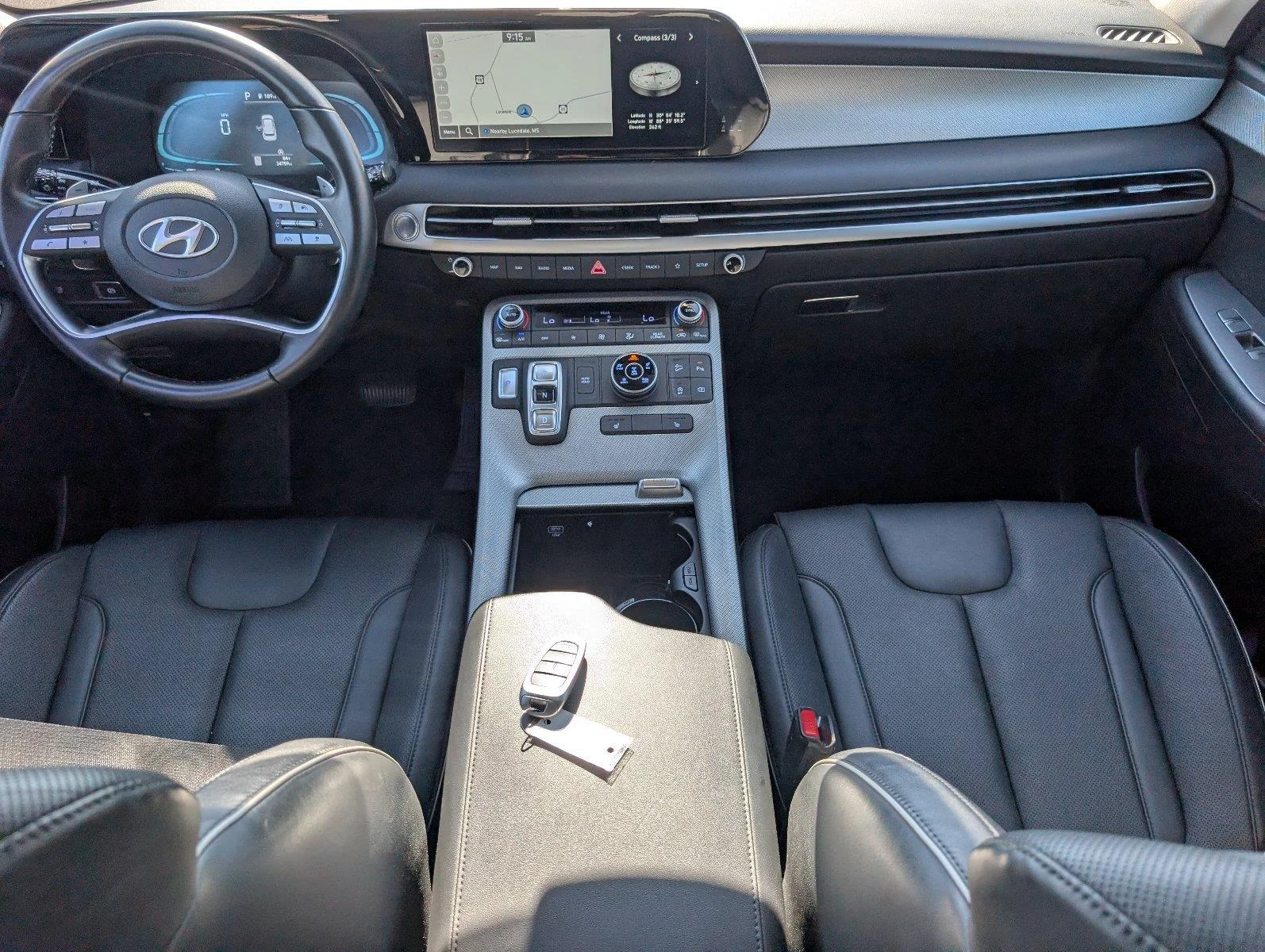 Used 2025 Abyss Black Pearl Hyundai SEL image 33