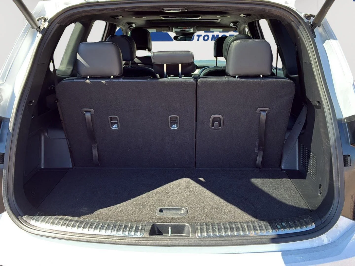 Used 2024 Glacial White Pearl Kia SX-Prestige X-Line image 8