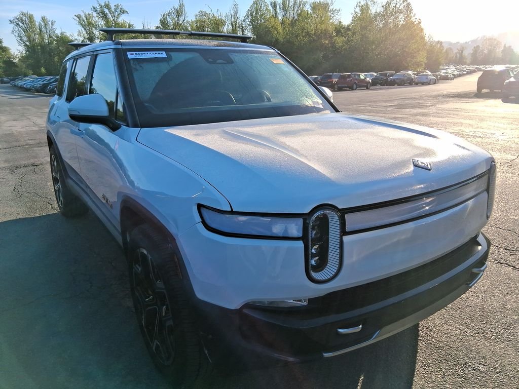 2024 Rivian R1S Adventure Quad-Motor Large Pack's photo