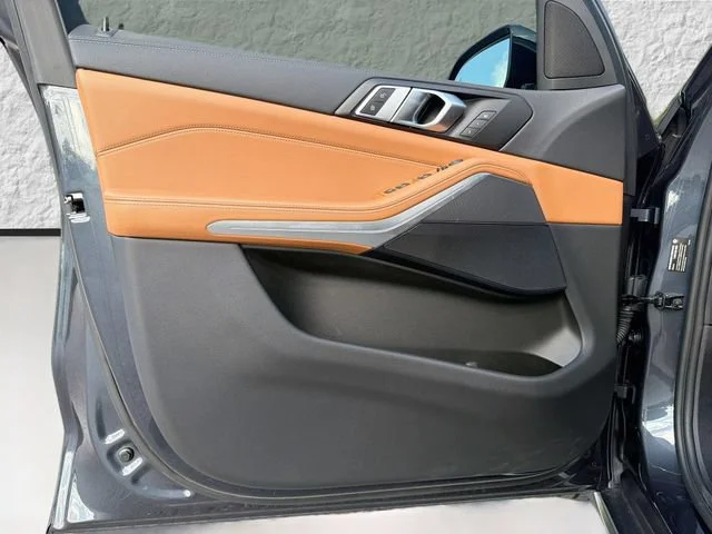Used 2022 Arctic Grey Metallic BMW sDrive40i image 22
