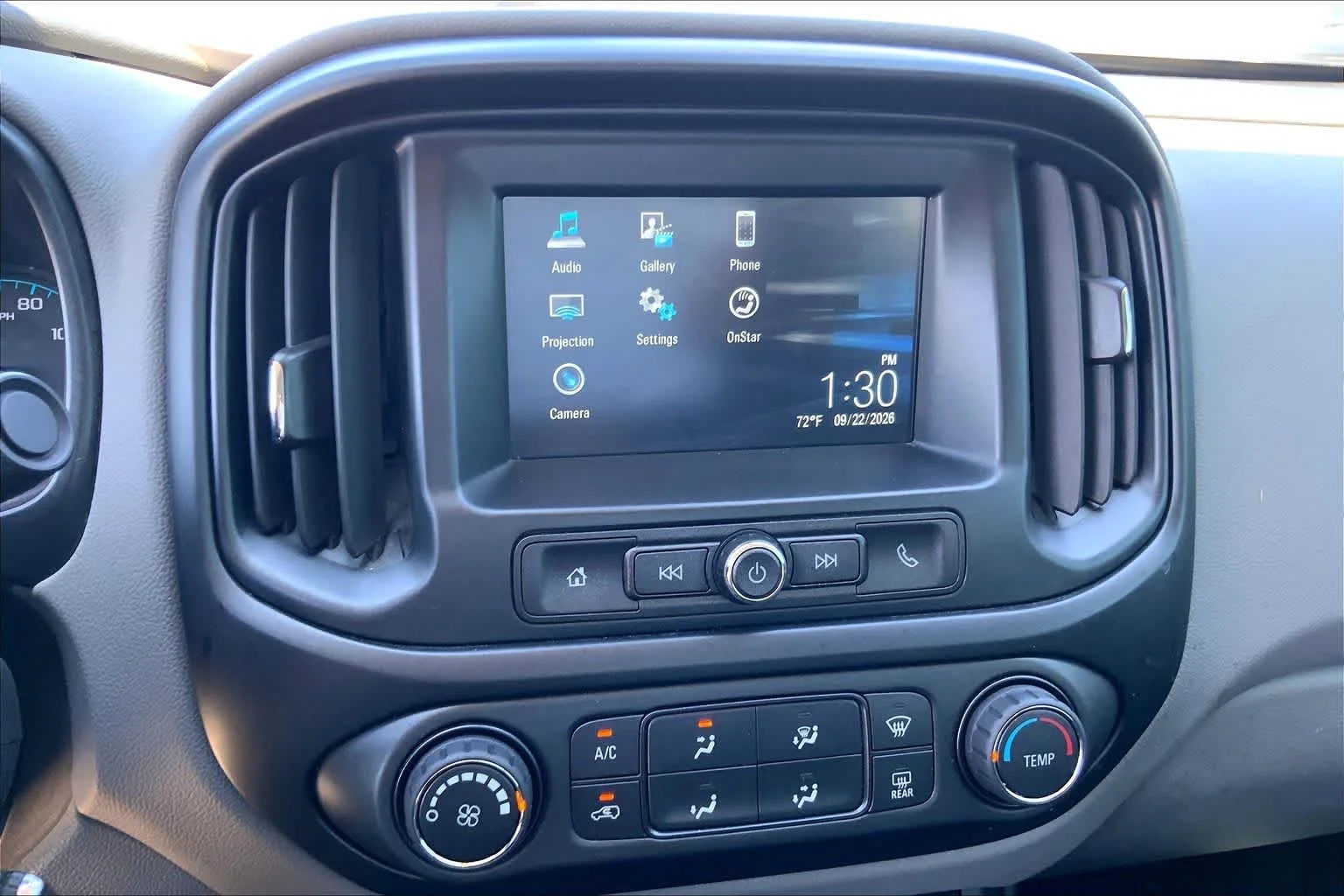 Used 2018 ONYX BLACK GMC 2WD image 30