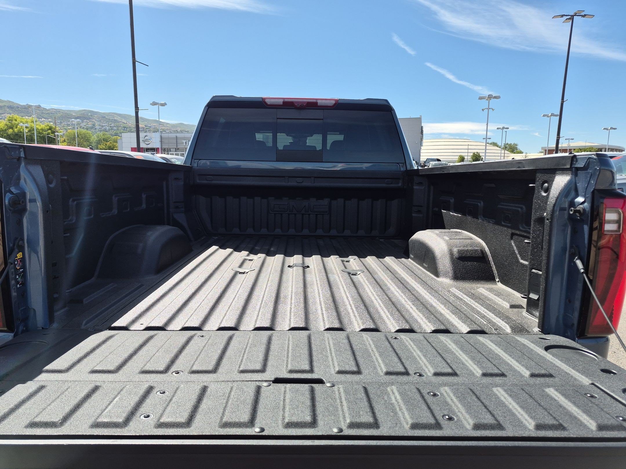 2026 GMC Sierra 3500HD Denali Ultimate - Photo 31