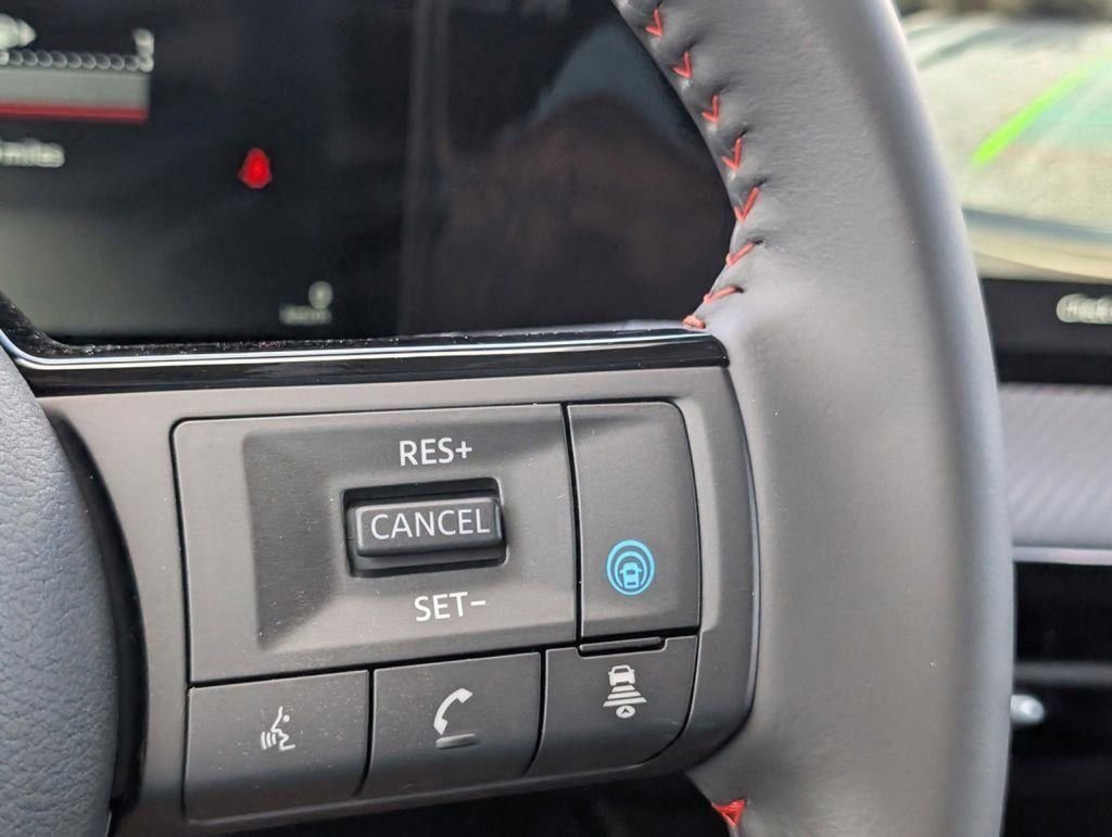 2026 Nissan KICKS SR - Photo 26