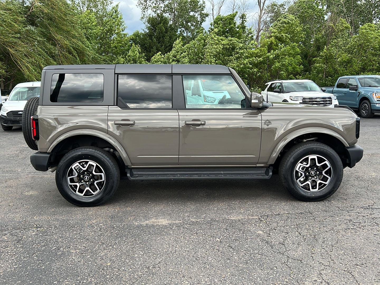 Used 2025 Marsh Gray Ford Outer Banks image 23