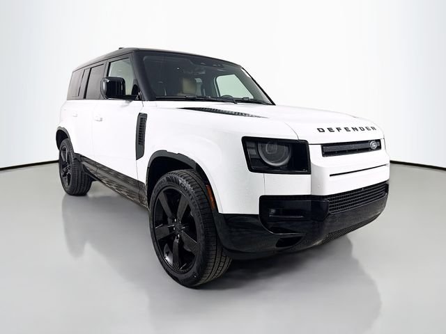 New 2026 Fuji White Land Rover X-Dynamic SE image 3