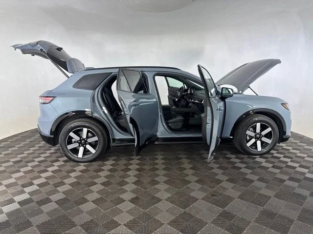 Used 2024 Blue Honda Touring image 16